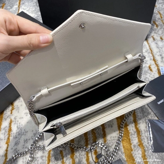 Tony Luxuries CHAIN CASSANDRE MATELASSÉ WALLET YSL 0814